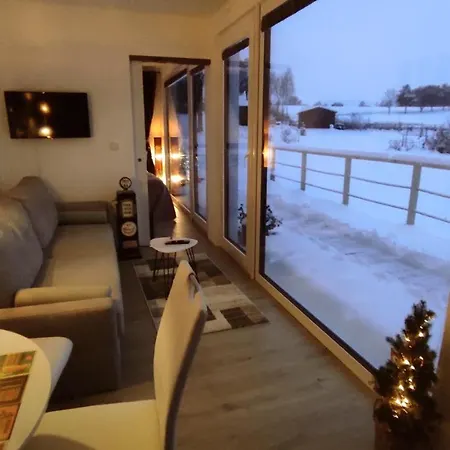 Ranch 66 - Moderni Tiny House Black Swallow Ve Stylu Route 66 Se Saunou A Bazenem Trsice Exterior photo