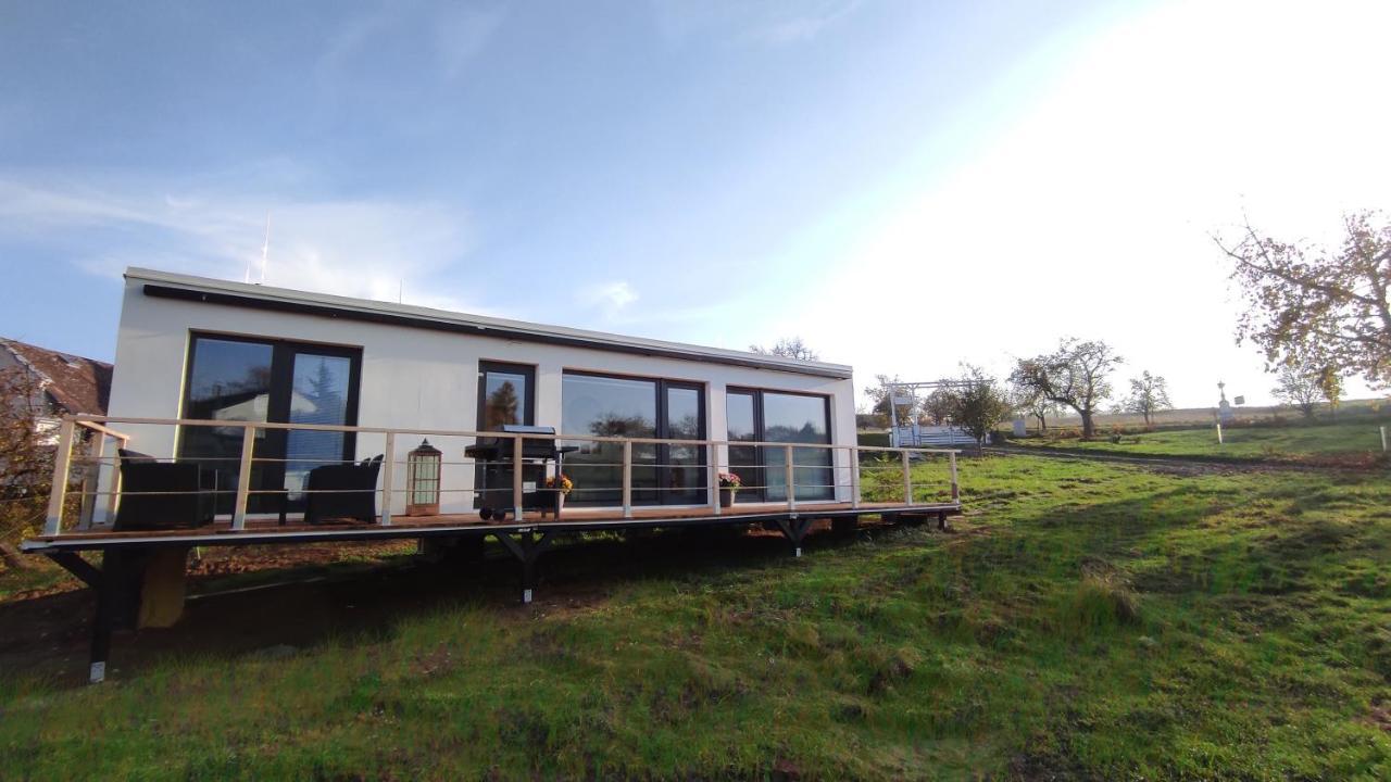 Hébergement de vacances Ranch 66 - Moderni Tiny House Black Swallow Ve Stylu Route 66 Se Saunou A Bazenem *
